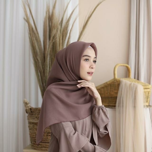 Bella Square Milo