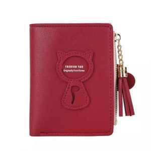 Dompet Warna merah maroon dengan aksesori resleting rumbai