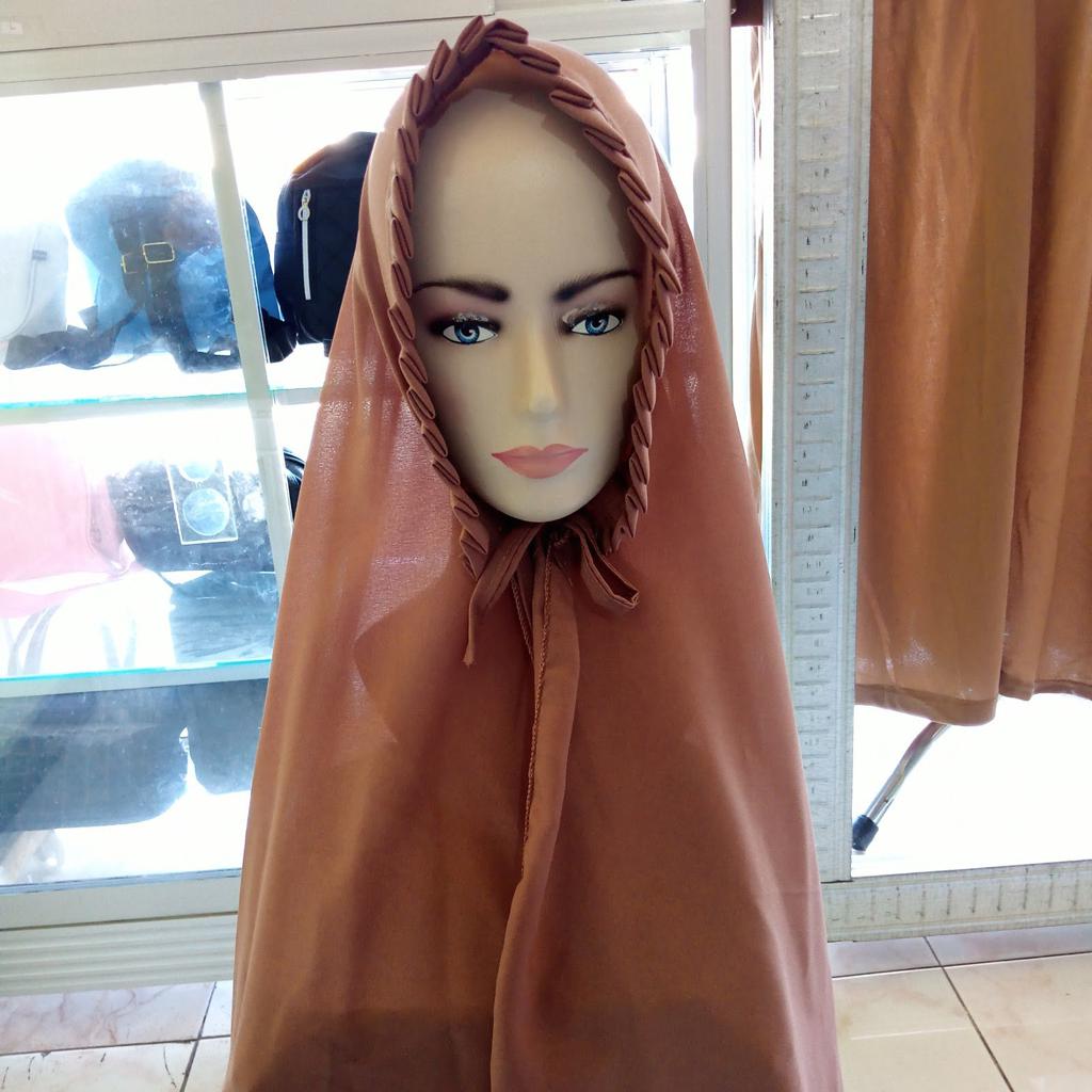 ini adalah Pasmina Tali Lipit Milo, size: 75 cm x 150 cm, material: Cutton Diamond, color: chocholate milo, brand: Jilbabindonesia, age_group: all ages, gender: female