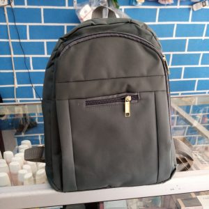 ini adalah Tas Ziwa Abu, size: 30 cm x 28 cm, material: mikro, color: grey, brand: tasranselziindonesia, age_group: all ages, gender: female