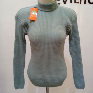 ini adalah Turtleneck Polos Abu, size: L, material: wol, color: grey, brand: Rajutvieindo, age_group: all ages, gender: female