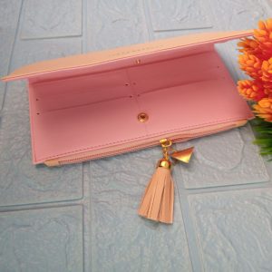 ini adalah Dompet Voni Salem, size: 20 cm x 12 cm, material: synthetic, color: pink salem, brand: vievoniindonesia, age_group: all ages, gender: female