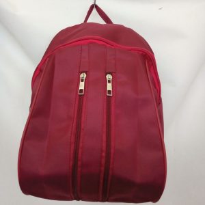 ini adalah Tas Mosa Marun, size: 30 cm x 28 cm, material: Mikro, color: maroon, brand: tasranselmoindonesia, age_group: all ages, gender: unisex