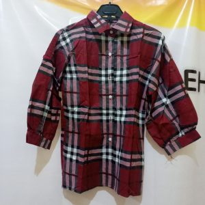 ini adalah Kemeja Kotak Marun, size: LD 98cm, material: cotton, color: maroon, brand: kemseqvieindonesia, age_group: all ages, gender: female