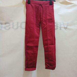 ini adalah Celana Doty Anak Maroon, size: Long 74 cm, material: Scuba, color: maroon, brand: Celanaanakindonesia, age_group: kids, gender: unisex