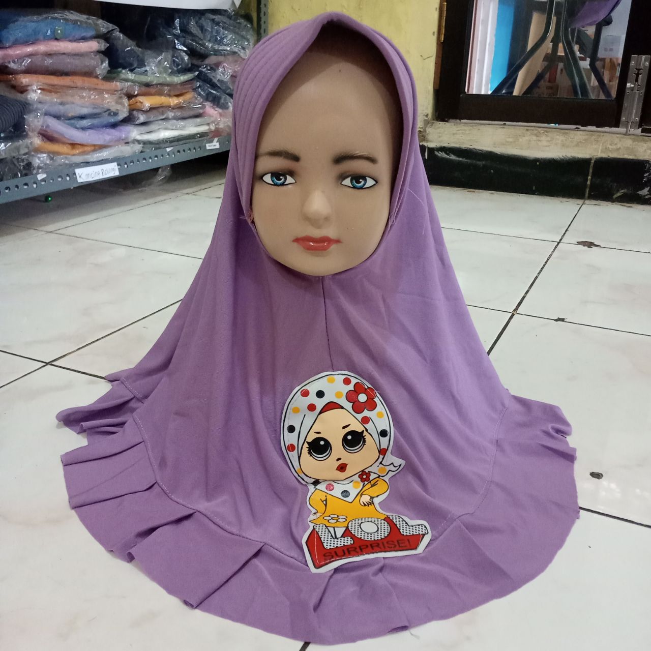 ini adalah Jilbab Anak LOL Lavender, size: L, material: Jersey, color: purple lavender, brand: hijablolanak, age_group: kids, gender: female