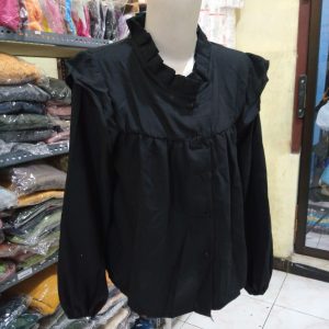 ini adalah Blouse Pufi Hitam, size: LD105cm, material: cotton, color: black, brand: blouseatasanindonesia, age_group: all ages, gender: female