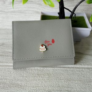 ini adalah Dompet Cake Abu, size: 11 cm x 9.5 cm, material: synthetic, color: grey, brand: dompetcakebjn, age_group: all ages, gender: female