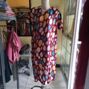 ini adalah Daster Pendek Wafel, size: XL, material: Rayon, color: maroon, brand: dasterpendekwafel, age_group: all ages, gender: female