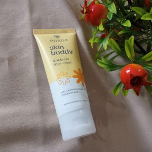 ini adalah Emina Skin Buddy Dot Burst, brand: Emina, age_group: all ages, gender: female