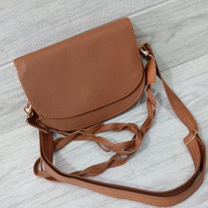 ini adalah Tas Ana Coklat, size: 18cm x 14cm, material: synthetic, color: chocholate, brand: tasanabojonegoro, age_group: all ages, gender: female