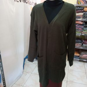 ini adalah Rajut Cardy Belle Army, size: Long 85cm, material: Wol, color: green army, brand: cardy belle bojonegoro, age_group: all ages, gender: female