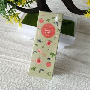 ini adalah Geamoore Bodymist Peachy Matte, brand: geamoore, age_group: all ages, gender: female