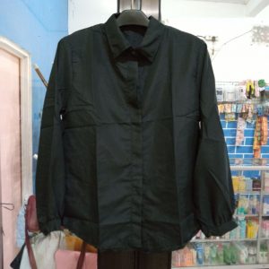 ini adalah Blouse Kira Hitam, size: LD105cm, material: cotton, color: black, brand: blousekirabojonegoro, age_group: all ages, gender: female