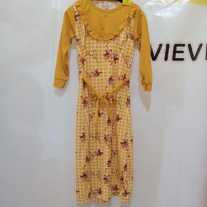 ini adalah Gamis Anak Meta Mustard, size: LD 86cmxPanjang114cm, material: Voxy, color: yellow mustard, brand: Gamismetabojonegoro, age_group: kids, gender: female