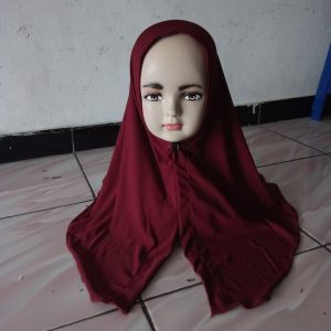 ini adalah Pastan Anak Marun, size: L, material: Jersey, color: maroon, brand: pastananakbojonegoro, age_group: kids, gender: female