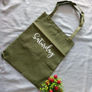 ini adalah Tote Everyday, size: 40cm x 35cm, material: canvas, color: multicolor, brand: toteminimalisbojonegoro, age_group: all ages, gender: female