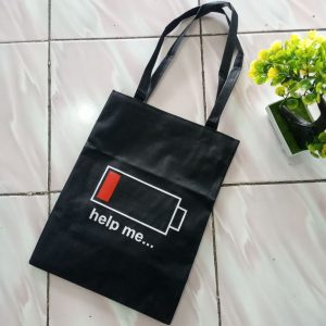 ini adalah Tote Lowbat, size: 40cm x 35cm, material: canvas, color: black, brand: toteminimalisbojonegoro, age_group: all ages, gender: female