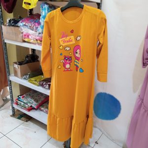 ini adalah Gamis Anak Bestie Mustard, size: LD 86cmxPanjang114cm, material: Voxy, color: Yellow Mustard, brand: Gamisbestiebojonegoro, age_group: kids, gender: female