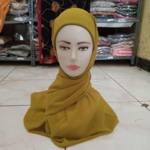 ini adalah Pasmina Inner Lemon, size: 75cmx175cm, material: cotton ceruty, color: yellow lemon, brand: pashminainnerbojonegoro, age_group: all ages, gender: female