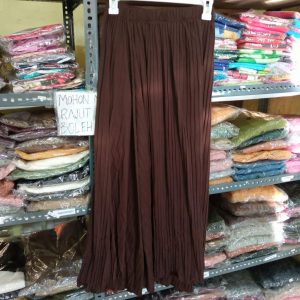 ini adalah Rok Plisket Coklat Tua, size: 90cm, material: Jersey, color: dark chocholate, brand: rokplisketbojonegoro, age_group: all ages, gender: female