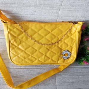 ini adalah Tas Melati Kuning, size: 23 cm x 14 cm, material: synthetic, color: yellow, brand: tasmelatibojonegoro, age_group: all ages, gender: female