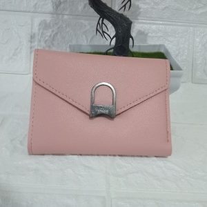 ini adalah Dompet Love 117 Pink Muda, size: 13 cm x 9,5 cm, material: synthetic, color: light pink, brand: dompetviabojonegoro, age_group: all ages, gender: female