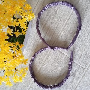 ini adalah Bando Skranci Ungu, size: L, material: pvc, color: purple, brand: aksesorisbojonegoro, age_group: all ages, gender: female