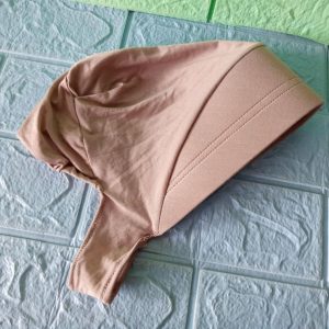 ini adalah Ciput Topi Mocca, size: L, material: spandex, color: chocholate mocca, brand: ciputtopibojonegoro, age_group: all ages, gender: female, style: muslimah hijab, pattern: plain
