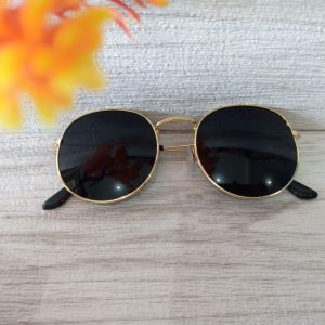 ini adalah Kacamata Fashion KM97 Gold, size: One size, material: stainles steel, color: black, brand: aksesorisindonesia, age_group: all ages, gender: unisex, style: couple sunglass,trend outfit, pattern: plain
