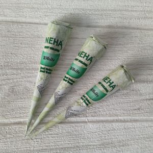 ini adalah Henna Putih, color: white, brand: Henna, age_group: all ages, gender: female, capacity: 0.88 oz