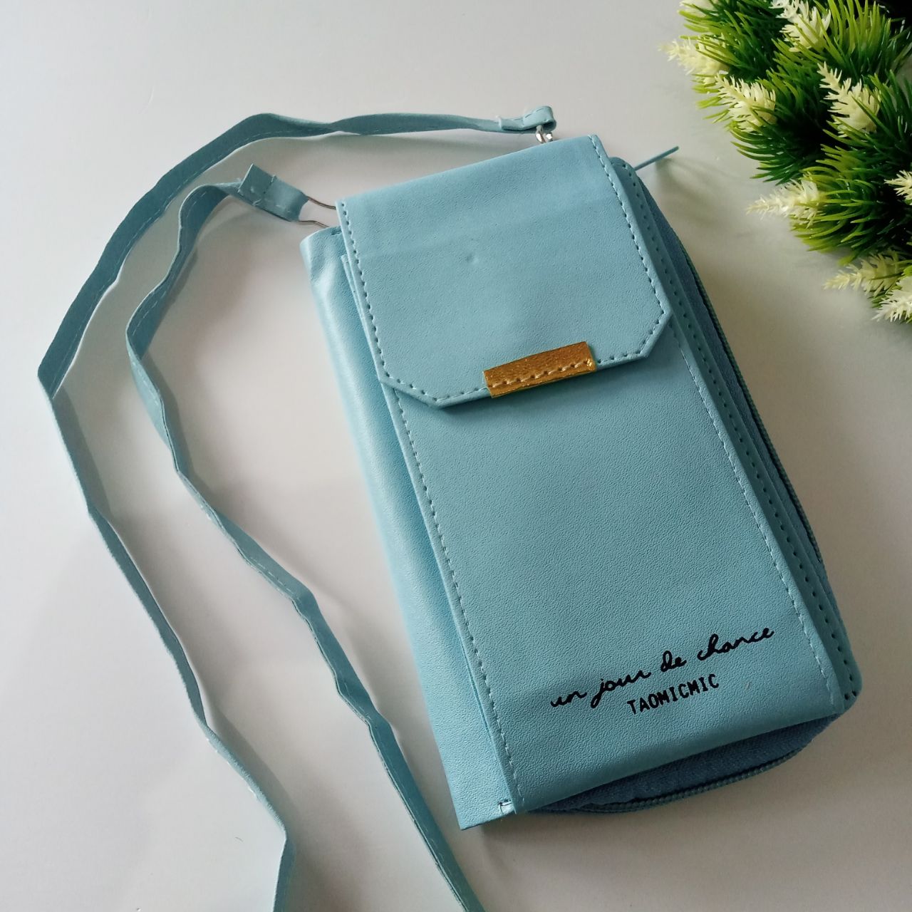Ini adalah Tasel Vesa Birmud brand: taselvesabjn,