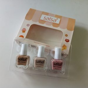 Ini adalah Salsa Kutek Peel Set Bakery brand: salsa, age_group: all ages, gender: female, capacity: 8 ml, ingredients: Ethyl Acetate, Butyl Acetate, Nitrocellulose, Toluene, Isopropyl alcohol, Triphenyl phosphate, Stearalkonlum Bentonite, Titanium Dioxide, Gold,