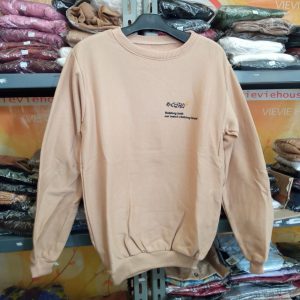 Ini adalah Sweater Geng Cat Beige size: LD 90cm, Panjang 60cm, material: Fleece, color: cream beige, brand: sweatergengbjn, age_group: all ages, style: couple sweater, gender: unisex, pattern: plain with sablon,