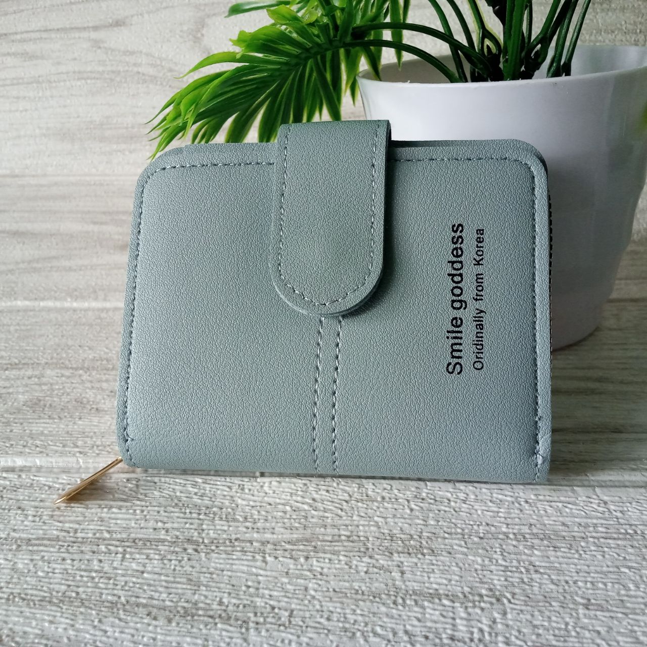 Ini adalah Dompet Double Biru size: Mini, material: sintetis, color: blue, brand: dompetdoublebjn, age_group: all ages, style: simply cute wallet, gender: female, pattern: plain,