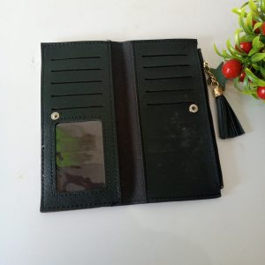 Ini adalah Dompet Panjang D57 Hitam size: medium, material: sintetis, color: black, brand: dompetd57bojonegoro, age_group: all ages, style: fashionable long wallet, gender: female, pattern: sewing combination,