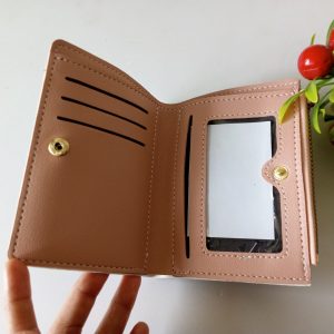 Ini adalah Dompet Preti Birumuda size: Mini, material: sintetis, color: light blue, brand: domeptpretibjn, age_group: all ages, style: cool minimalis wallet, gender: female, pattern: printing leaf,