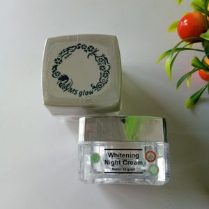 Ini adalah Ms Glow Whitening Night Cream brand: ms glow, age_group: all ages, gender: female, capacity: 0.42 oz,