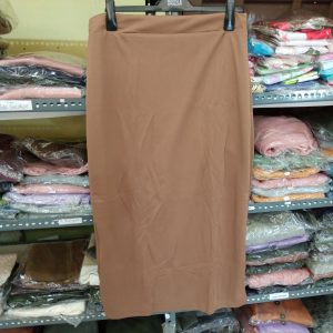 Ini adalah Rok Span Jumbo Milo size: jumbo, material: scuba, color: chocholate milo, brand: rokpanjangbojonegoro, age_group: all ages, style: fashionable long skirts, gender: female, pattern: plain,