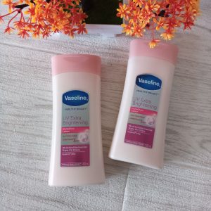 Ini adalah Vaseline Healthy Lotion 200ml brand: vaseline, age_group: all ages, gender: unisex, capacity: 200 ml,