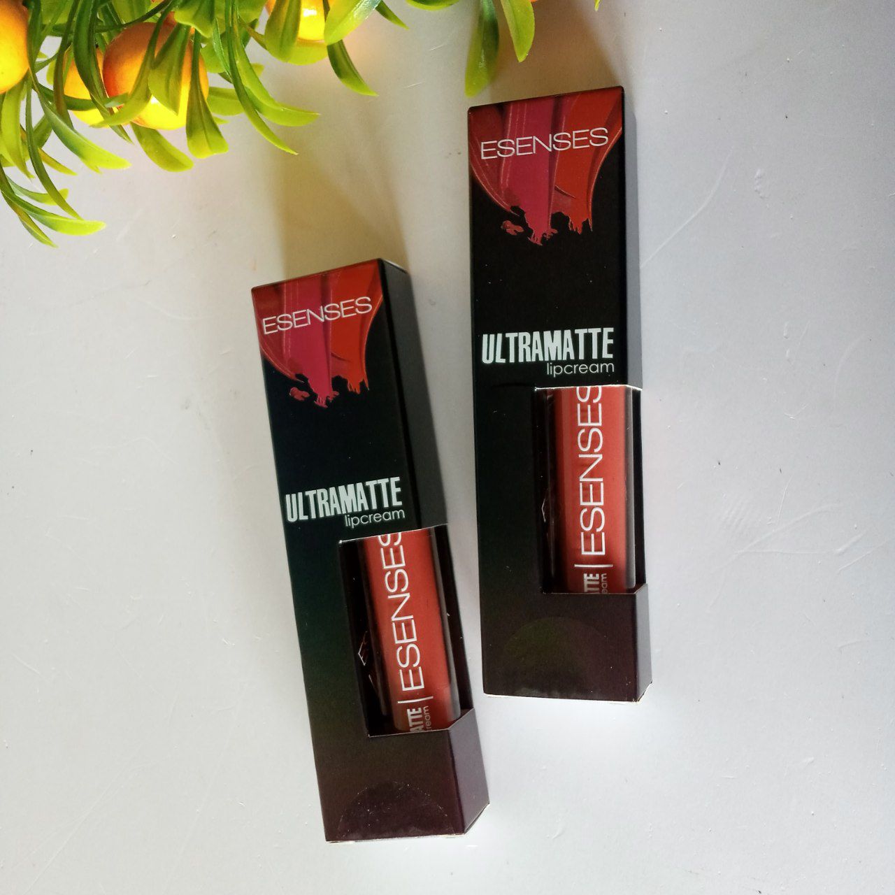 Ini adalah Esenses Ultramatte 05 Hit The Rose brand: e senses, age_group: all ages, gender: female, capacity: 2.75 ml,