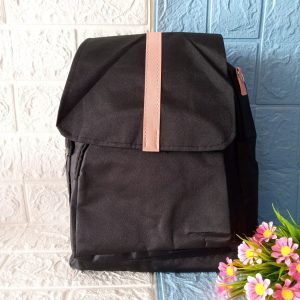 Ini adalah Tas Sena Hitam size: 30cmx25cm, material: mikro, color: black, brand: tassenabojonegoro, age_group: all ages, style: travel backpack, ransel, gender: unisex, pattern: plain,