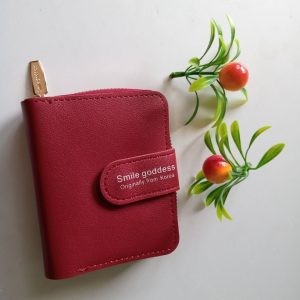 Ini adalah Dompet Double Merah size: 13x9, material: synthetic leather, color: red, brand: dompetdoublebjn, age_group: adult, style: bifold clip wallet, gender: female, pattern: leather double,