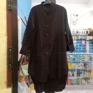 Ini adalah Kemeja Aily Coklat size: L, material: cotton, color: chocholate, brand: kemailybojonegoro, age_group: adult, style: kemeja kasual wanita, gender: female, pattern: aily,
