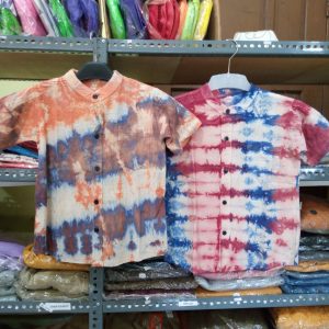 Ini adalah Kemeja Anak Kotak PD L size: L, material: cotton, color: multicolor, brand: kemejaanakbojonegoro, age_group: kids, style: simple kids top shirt, gender: male, pattern: kotak,