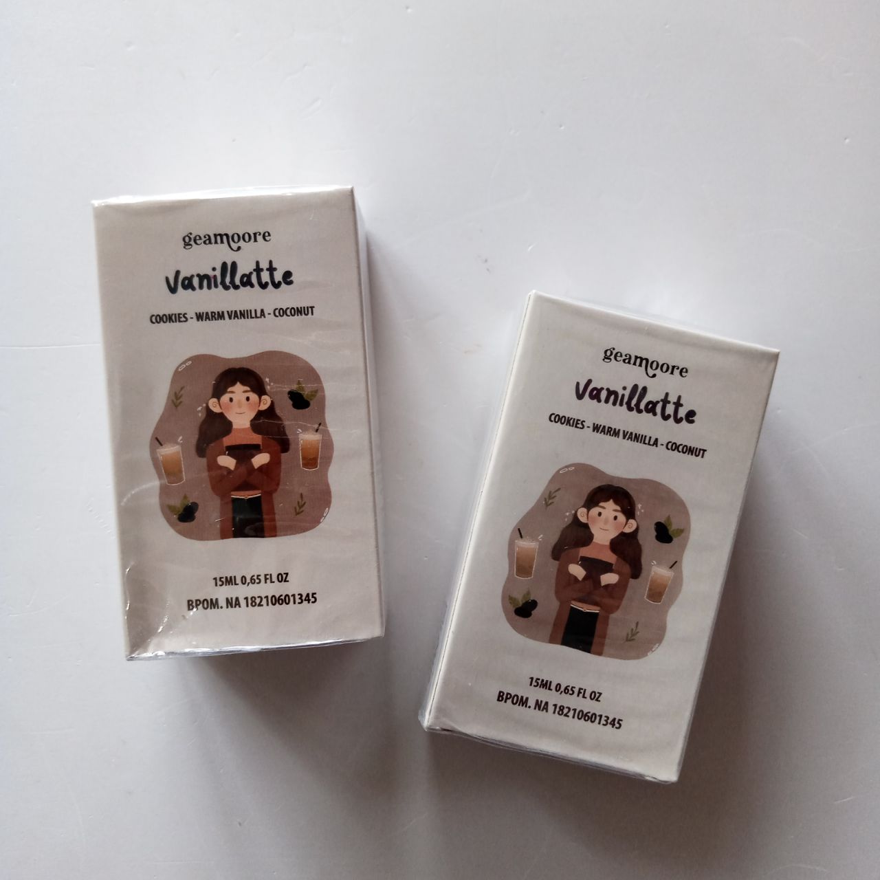 Ini adalah Geamoore Vanillatte 15ml brand: geamoore, age_group: adult, gender: female, capacity: 15 ml,