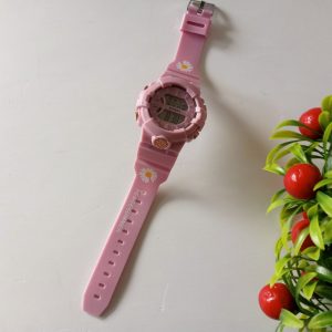 Ini adalah Jam Ruber Bulat Daisy Pink material: rubber, color: pink, brand: Jamruberdaisybjn, age_group: adult, style: fashionable hand watch, gender: unisex,