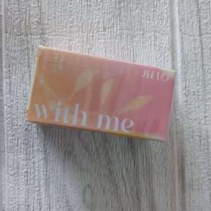 Ini adalah Moe Jello Parfum With Me 15ml brand: moe jello, age_group: adult, gender: female, capacity: 15 ml,