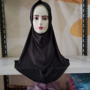 Ini adalah Jilbab Sport L Abu size: 60cmx70cm, material: jersey, color: grey, brand: jilbabsportbojonegoro, age_group: all ages, style: muslimah headwear, sporty muslimah,, gender: female, pattern: plain,