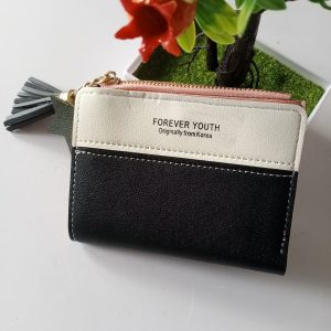 Ini adalah Dompet Mini 15 Hitam size: 11.5 cm x 9 cm, material: synthetic, color: grey, brand: dompetminiL15bojonegoro, age_group: all ages, style: casual wallets, gender: female, pattern: plain,